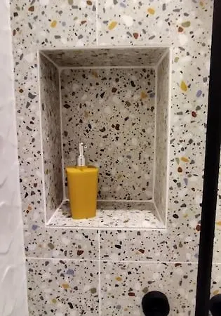 Cute Marla Art Close To Center Appartamento Pola