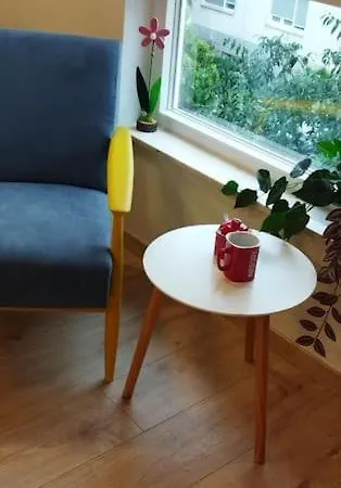 Cute Marla Art Close To Center * Pula