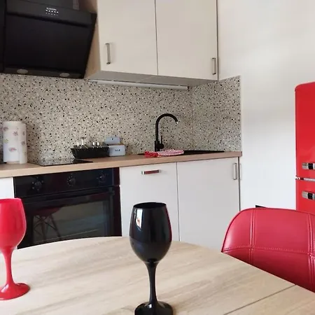 Apartamento Cute Marla Art Close To Center