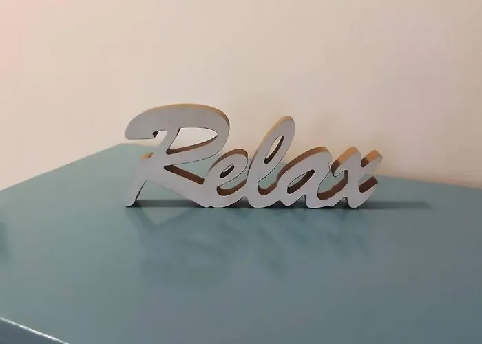 Cute Marla Art Close To Center * 普拉